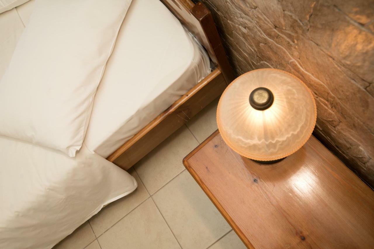 Αnastasia Apartments Mavrovoúnion Екстериор снимка